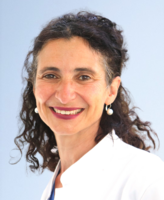 Dr Naila Strecker