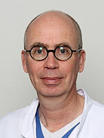Dr. Oliver Fink